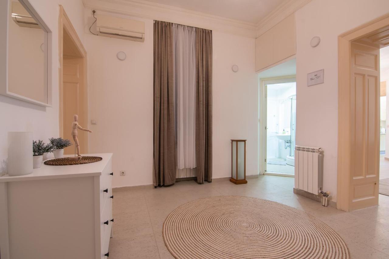 Apartment Sweet House Republic