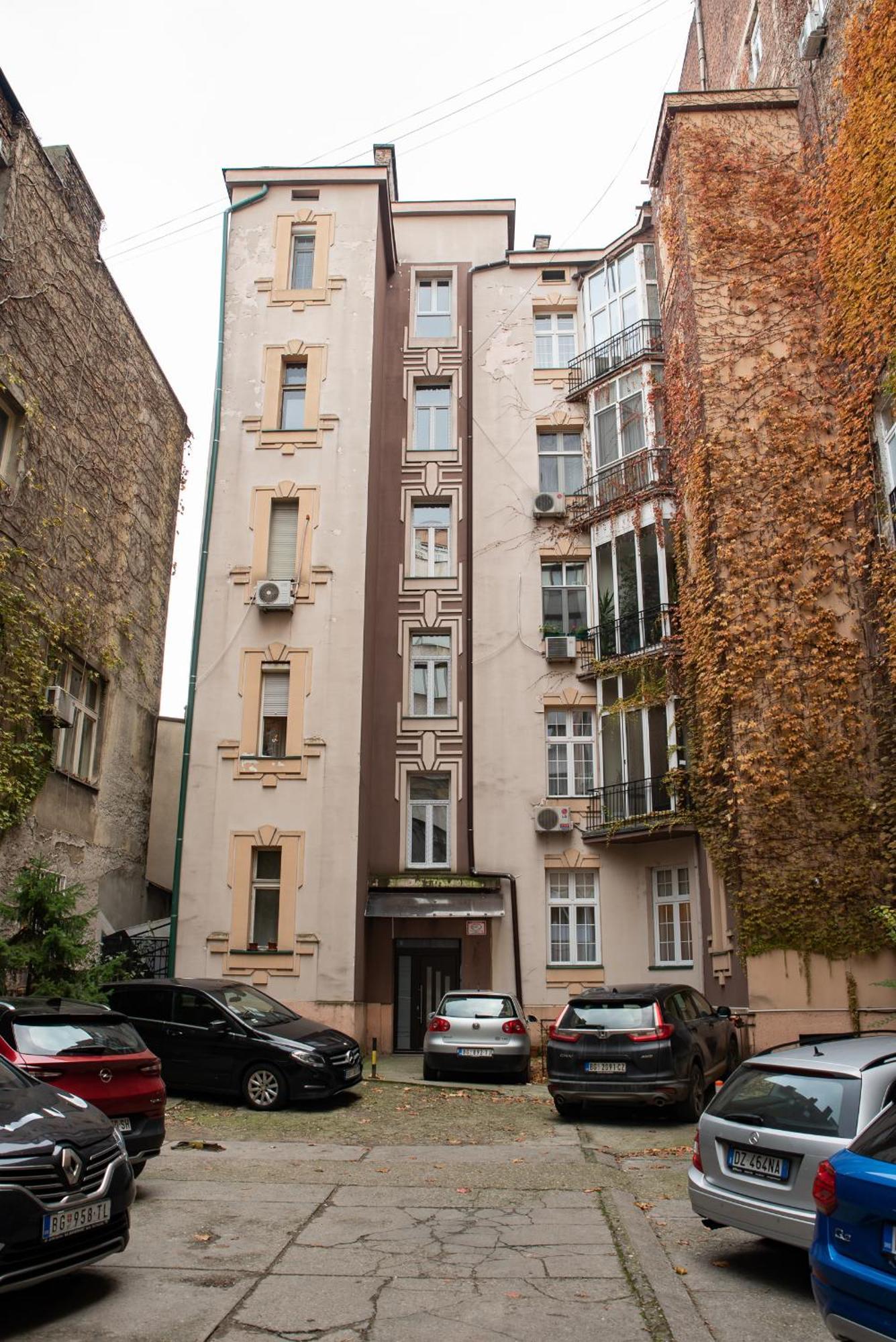 Apartment Sweet House Republic *